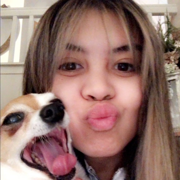 Meet your Posher, Brianna - Picture 1 of 1